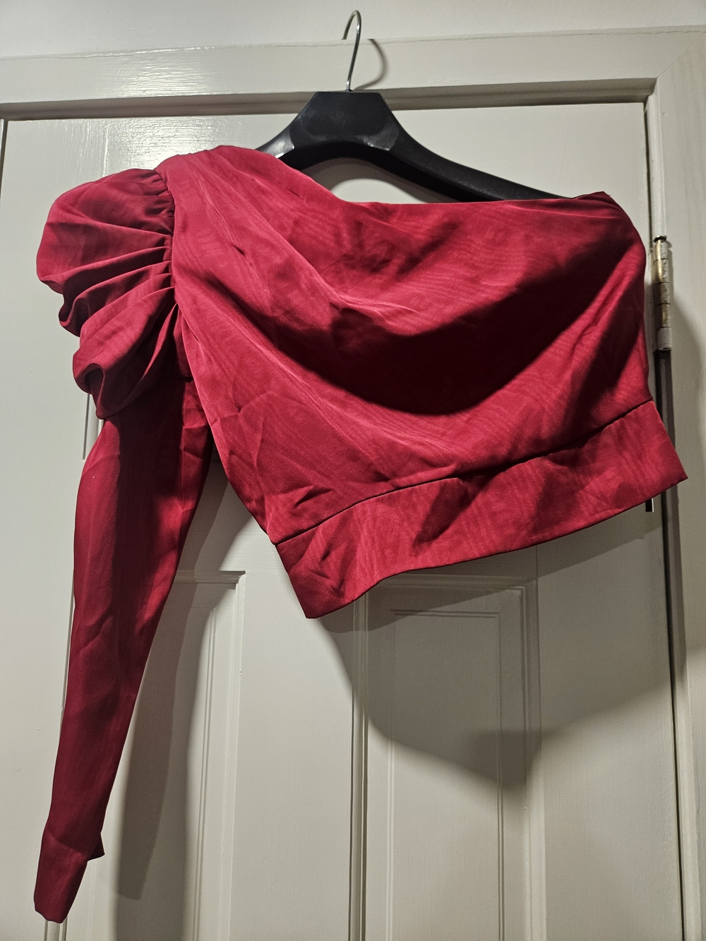 bebe One-Shoulder Puff-Sleeve Crop Top - Red